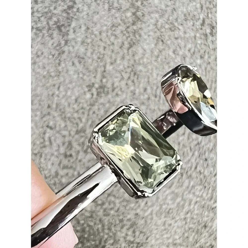 Silver‎ Toned Hinged Bracelet w/ 2 Greenish Color Settings 5